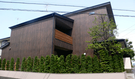 片倉町の家